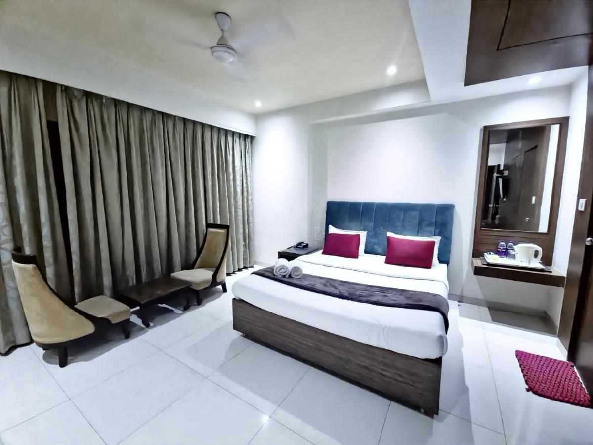 Hotel City Heart Shirdi Εξωτερικό φωτογραφία