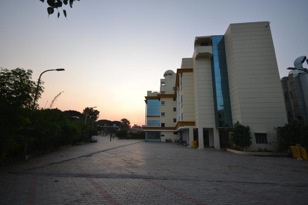 Hotel City Heart Shirdi Εξωτερικό φωτογραφία