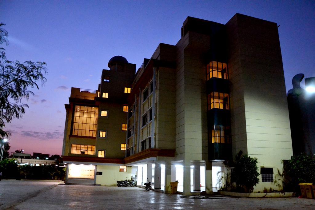 Hotel City Heart Shirdi Εξωτερικό φωτογραφία